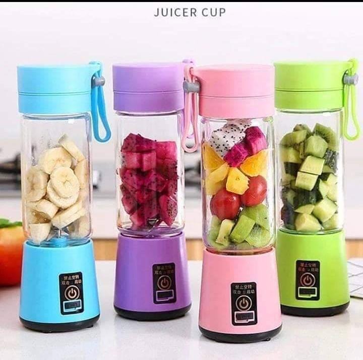 Rechargeable portable blender