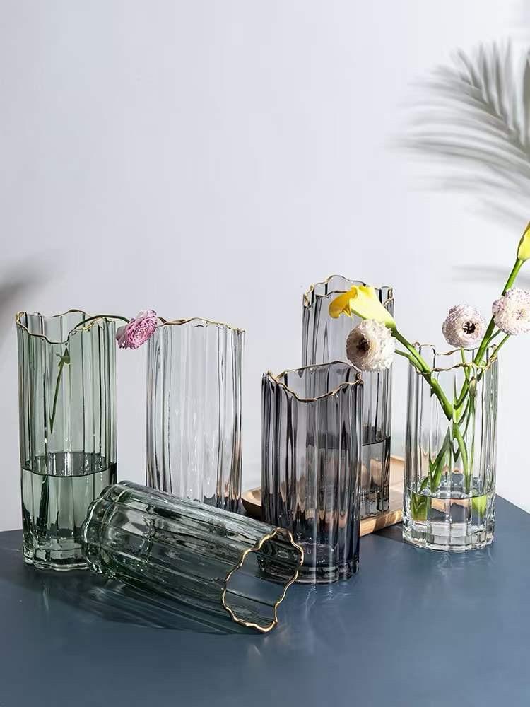 Nordic Modern creative dark glass vase.