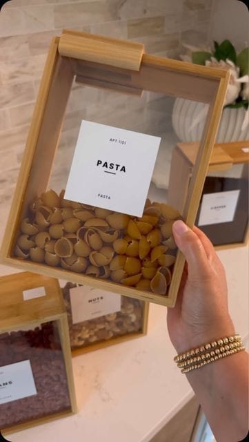 3L Transparent Dry Food/Cereals Storage Container.