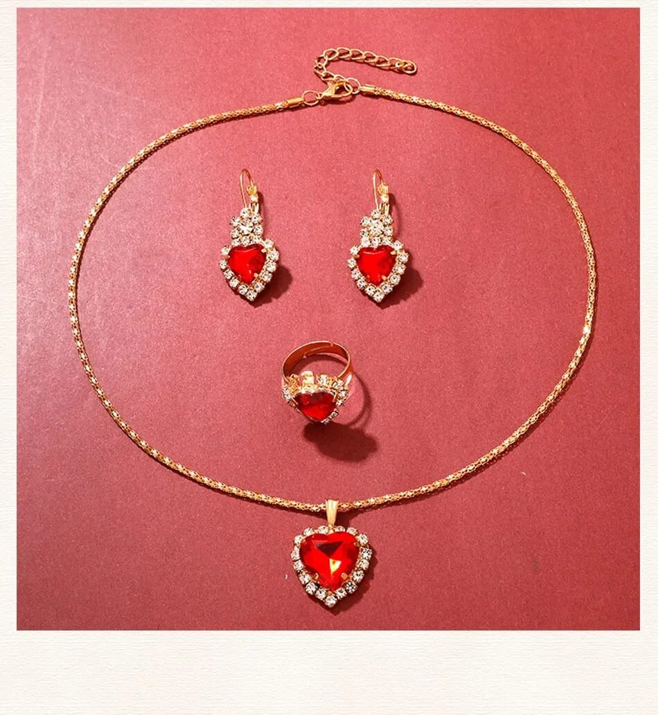 Golden luxury jewelry set
