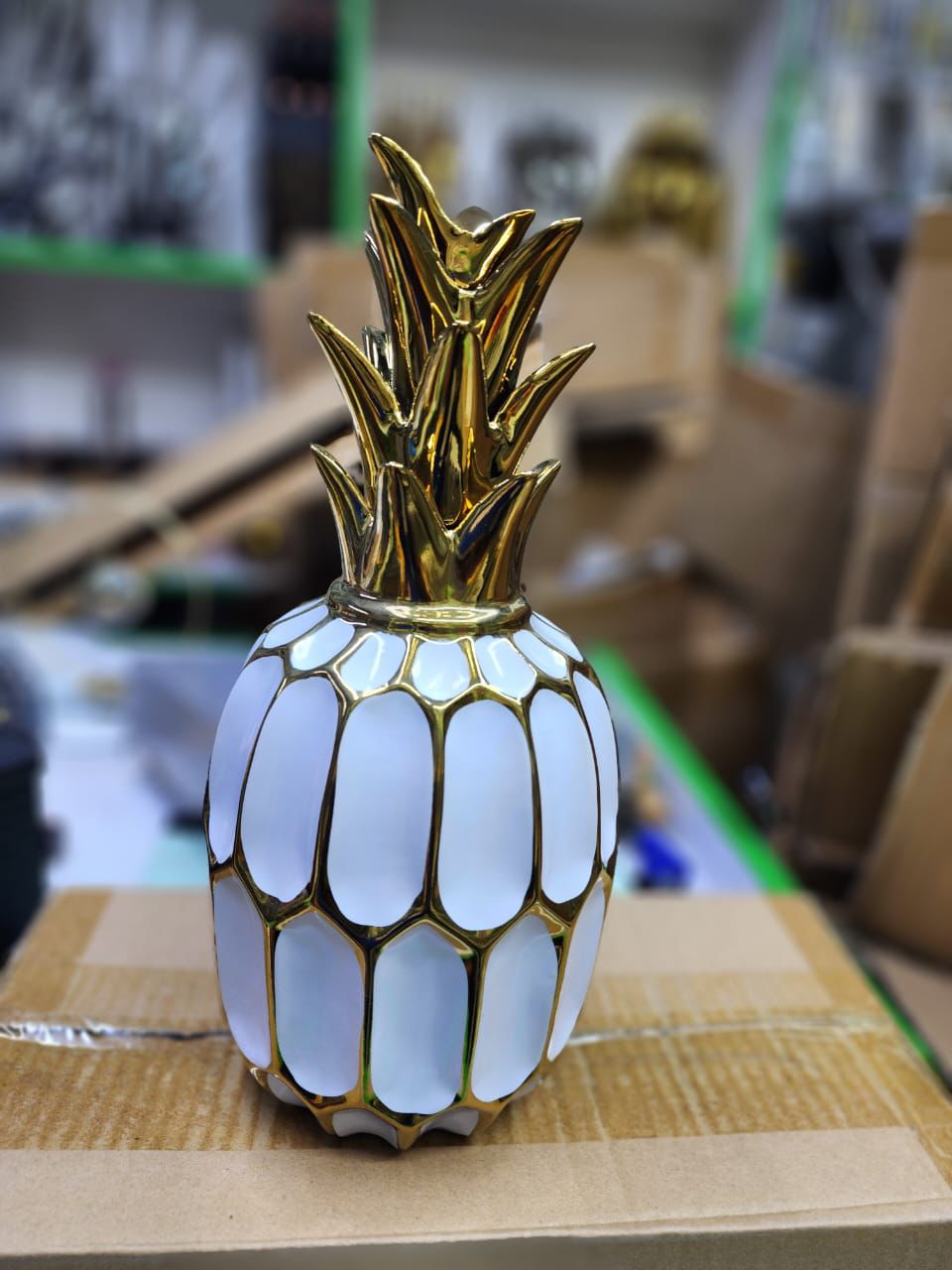 Decorative luxury pineapple sculpture