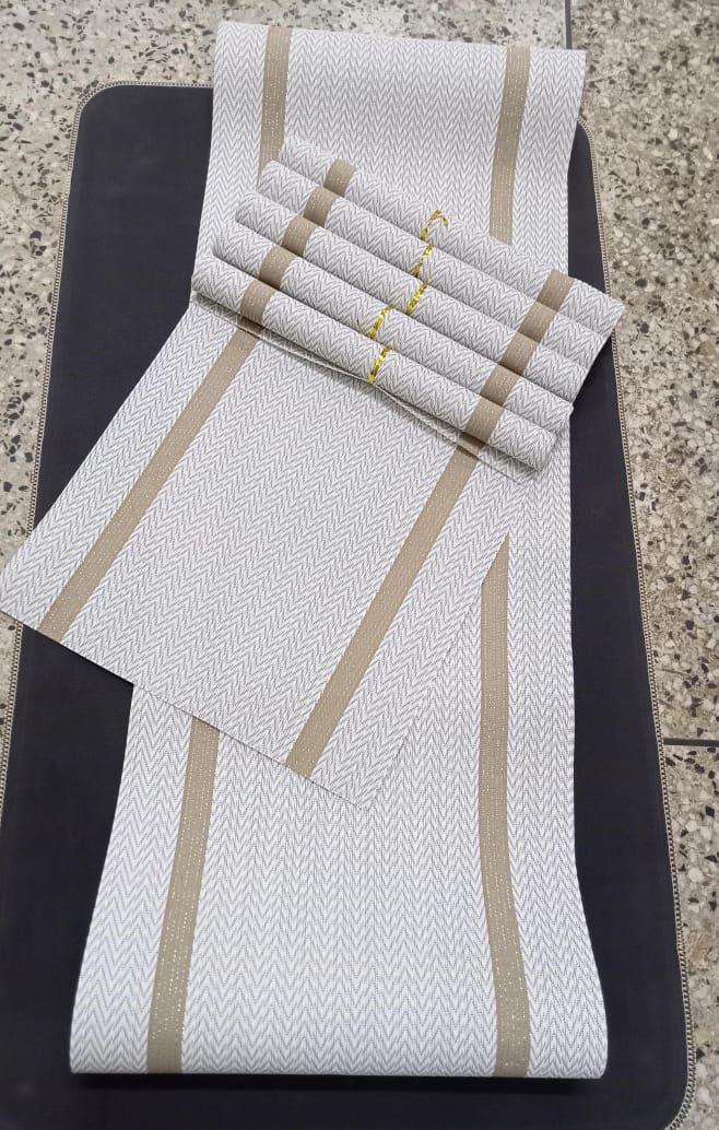 6pcs pvc table mats plus one table runner