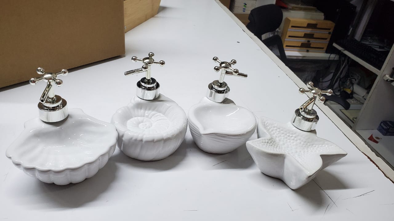 High Quality Ceramic Dispenser