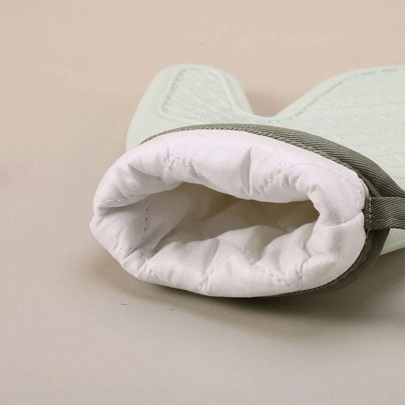 Silicone Heat-Insulating Gloves