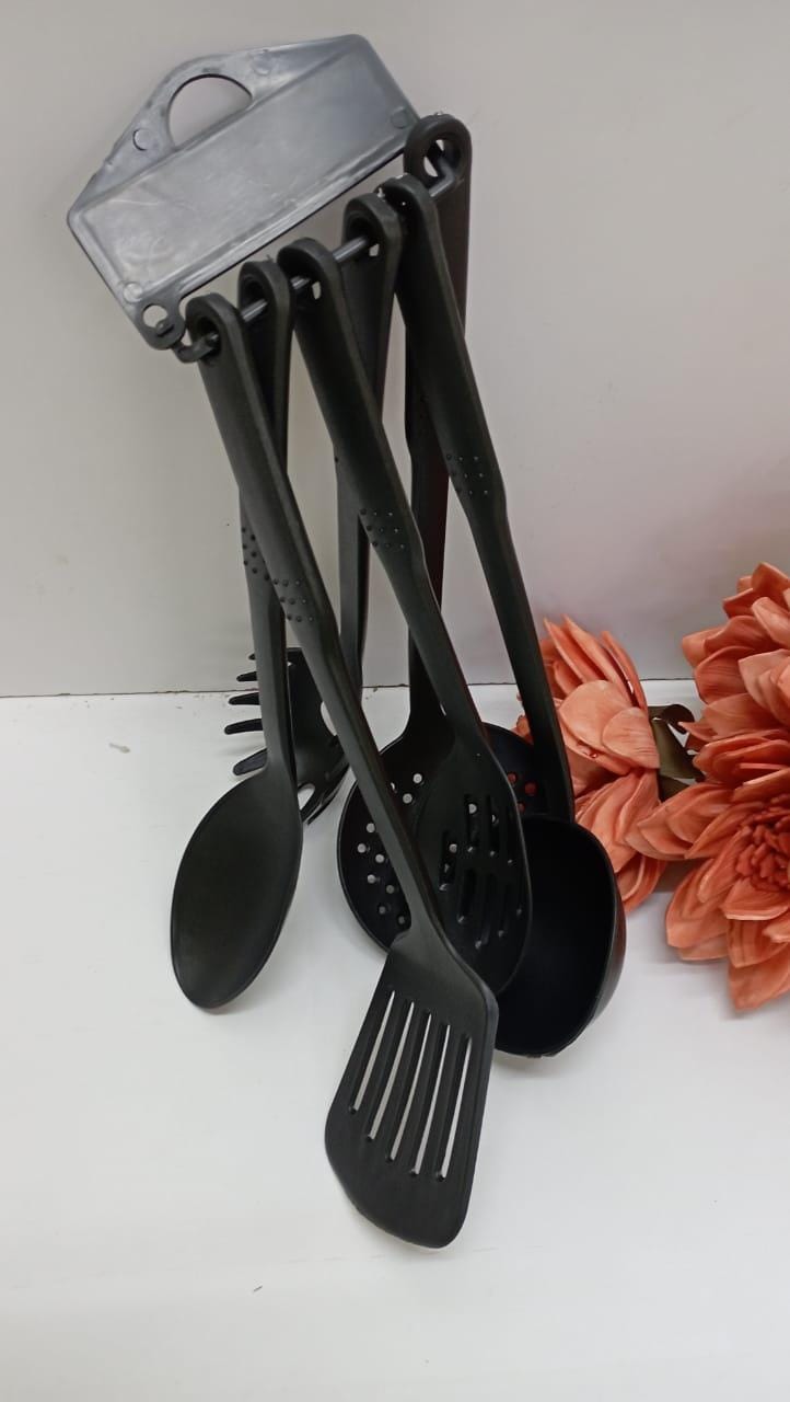 Non-stick spoons
