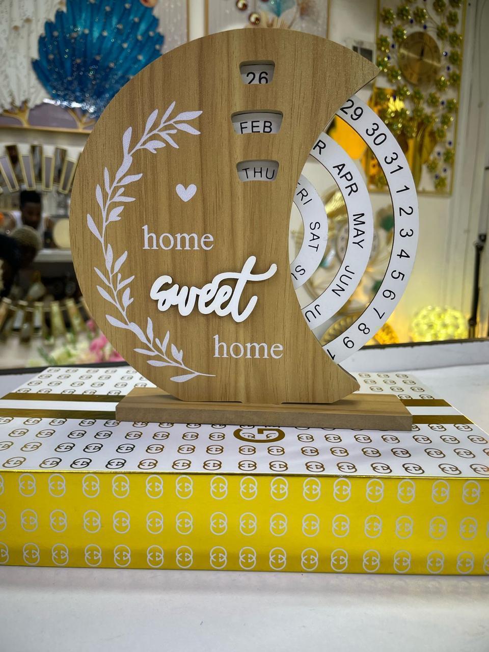 Wooden Creative Perpetual Calendar Home Decoration Office Desk Ornaments Manual Rotating Turntable Calendar