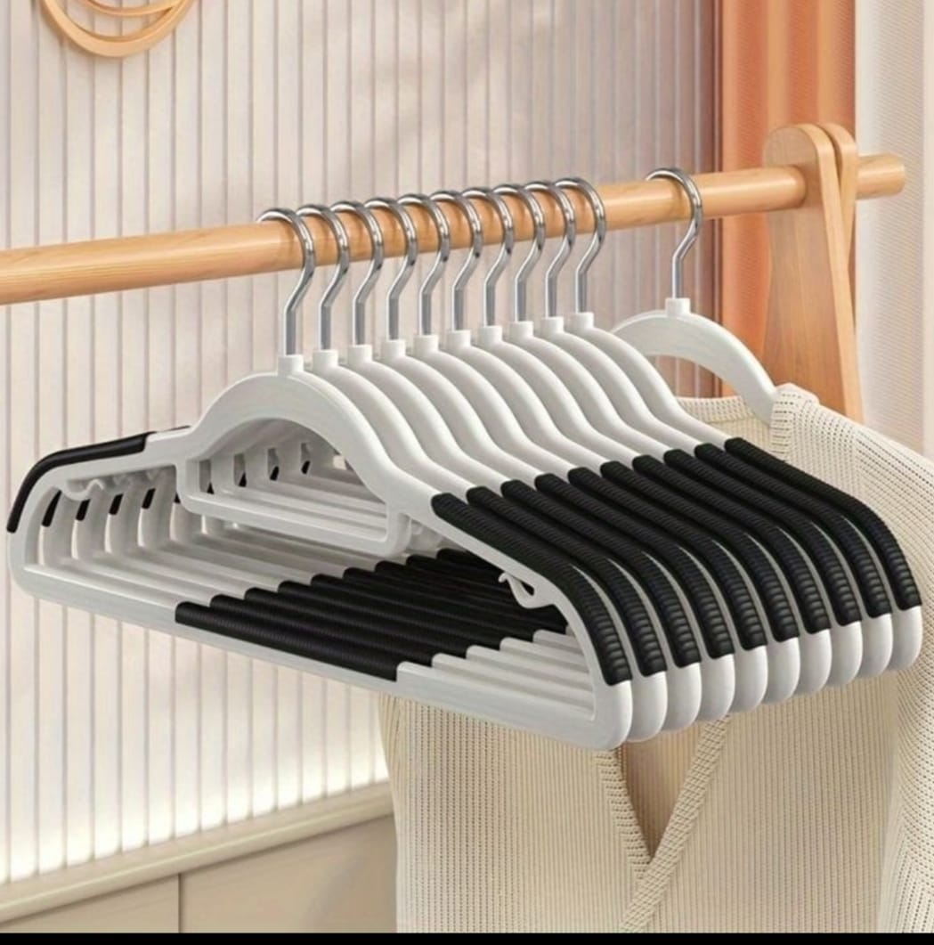 10pcs ABS Clothes Hangers Set