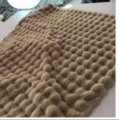 Soft Bubble Winter Throw Blanket