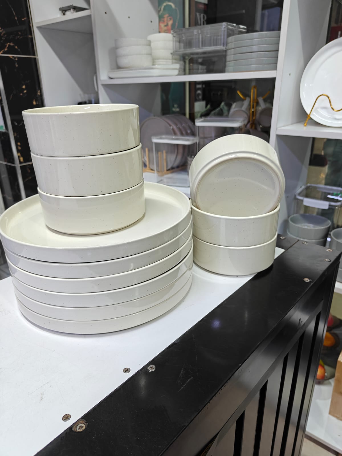 premium quality bowls and plates set D