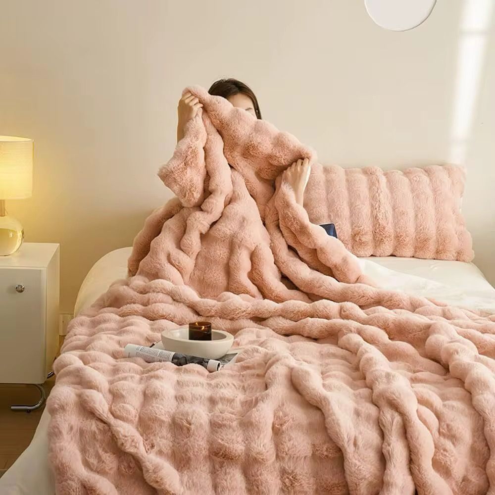 Soft Bubble Winter Throw Blanket