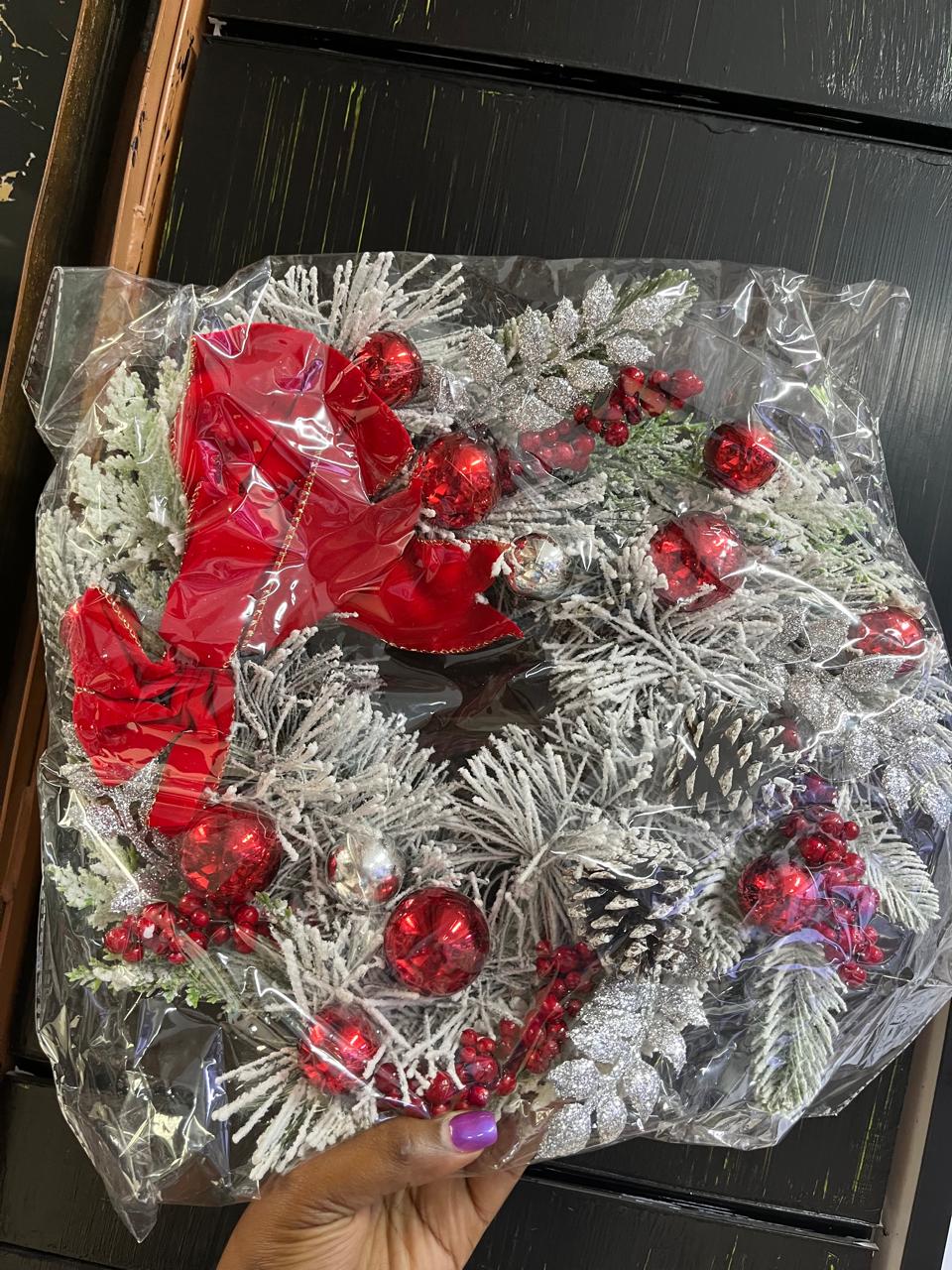 Christmas Snowy Wreath