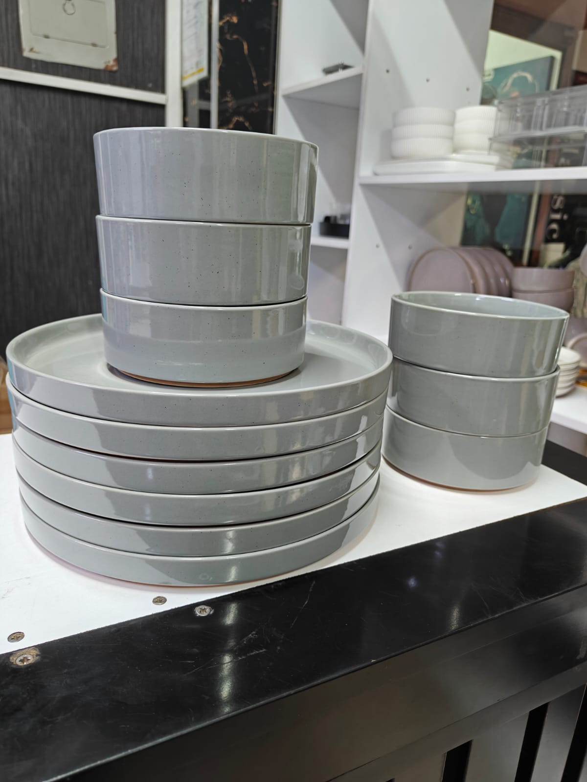 premium quality bowls and plates set C