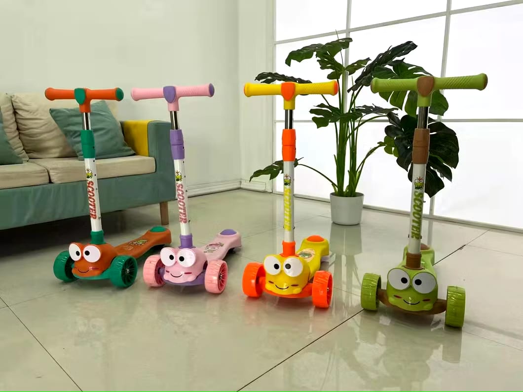 One click folding scooter