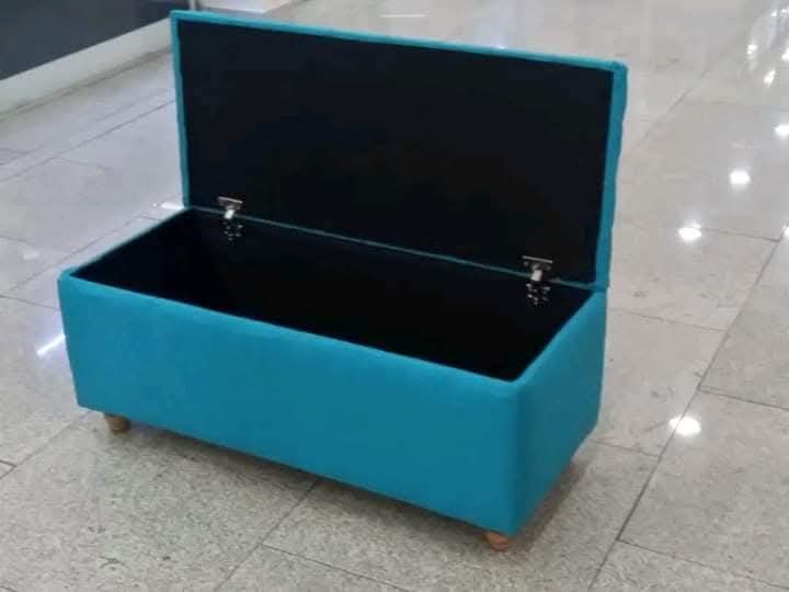 Large capacity Storage Ottoman