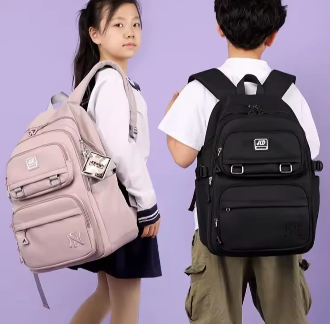 Fashionable JLD Large-Capacity Waterproof School Bag