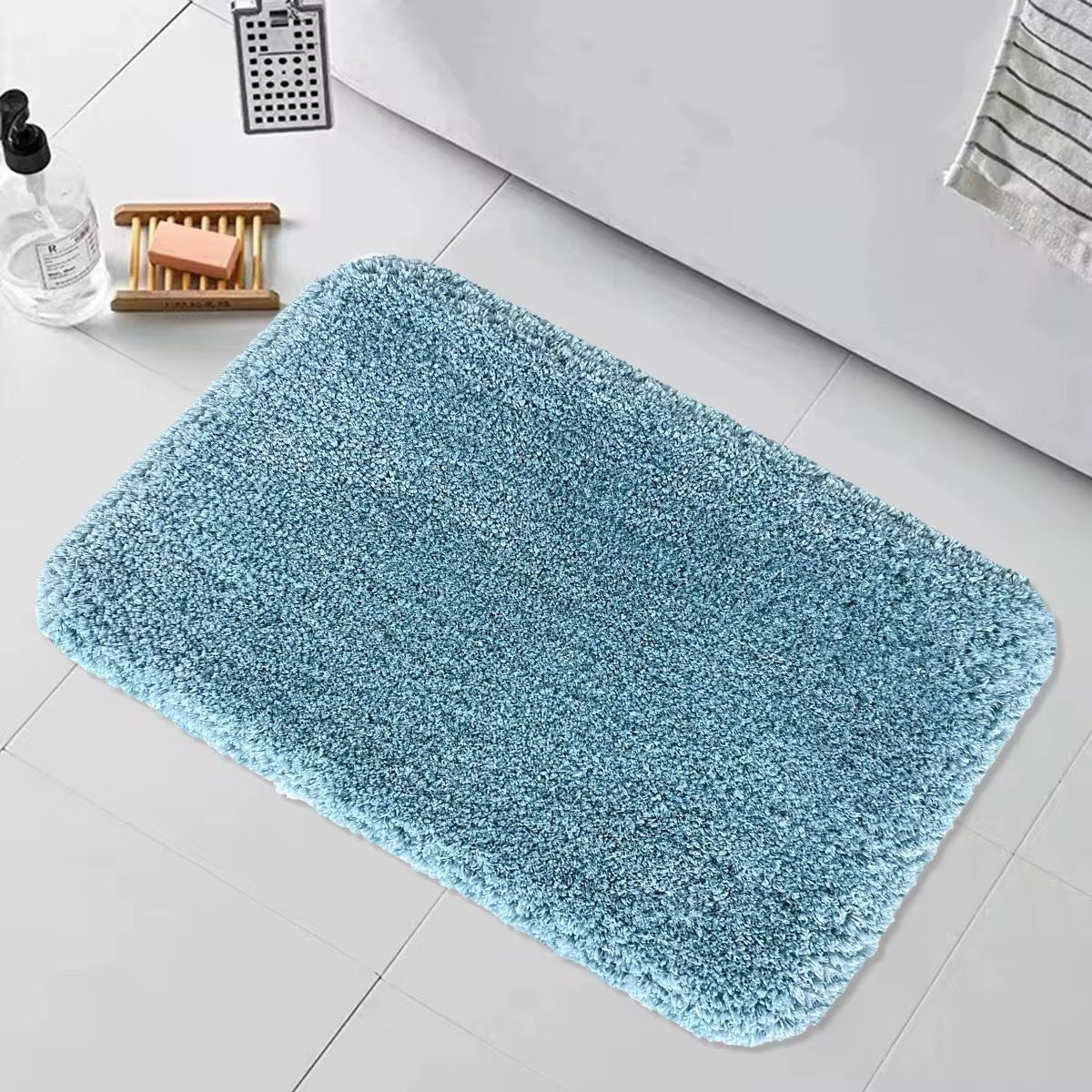Bathroom absorbent fluffy mat