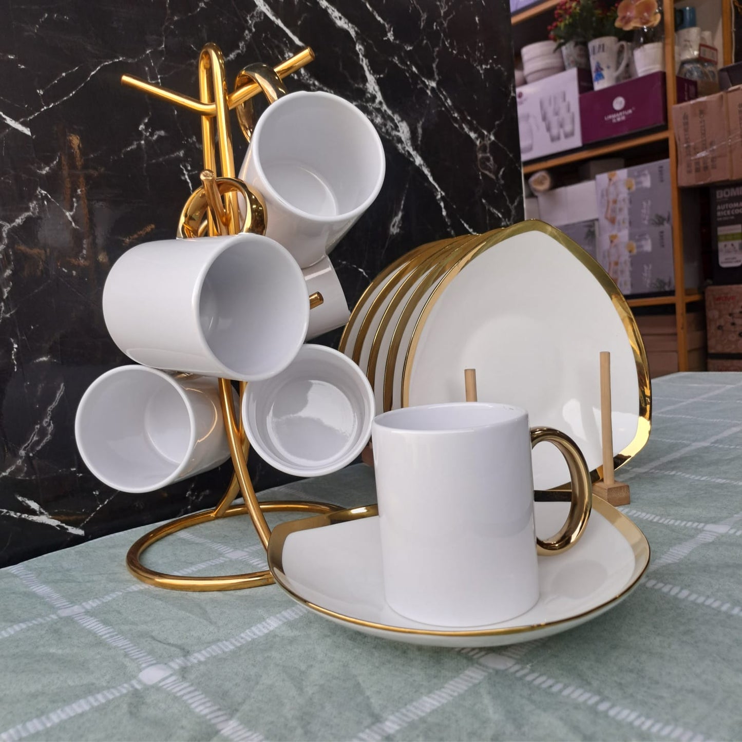 12pc luxurious breakfast set Gold line