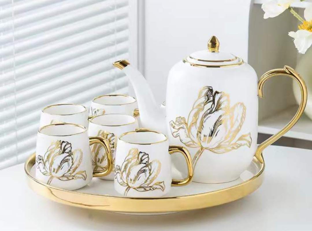 8 pcs borne china tea set with a rotating tray