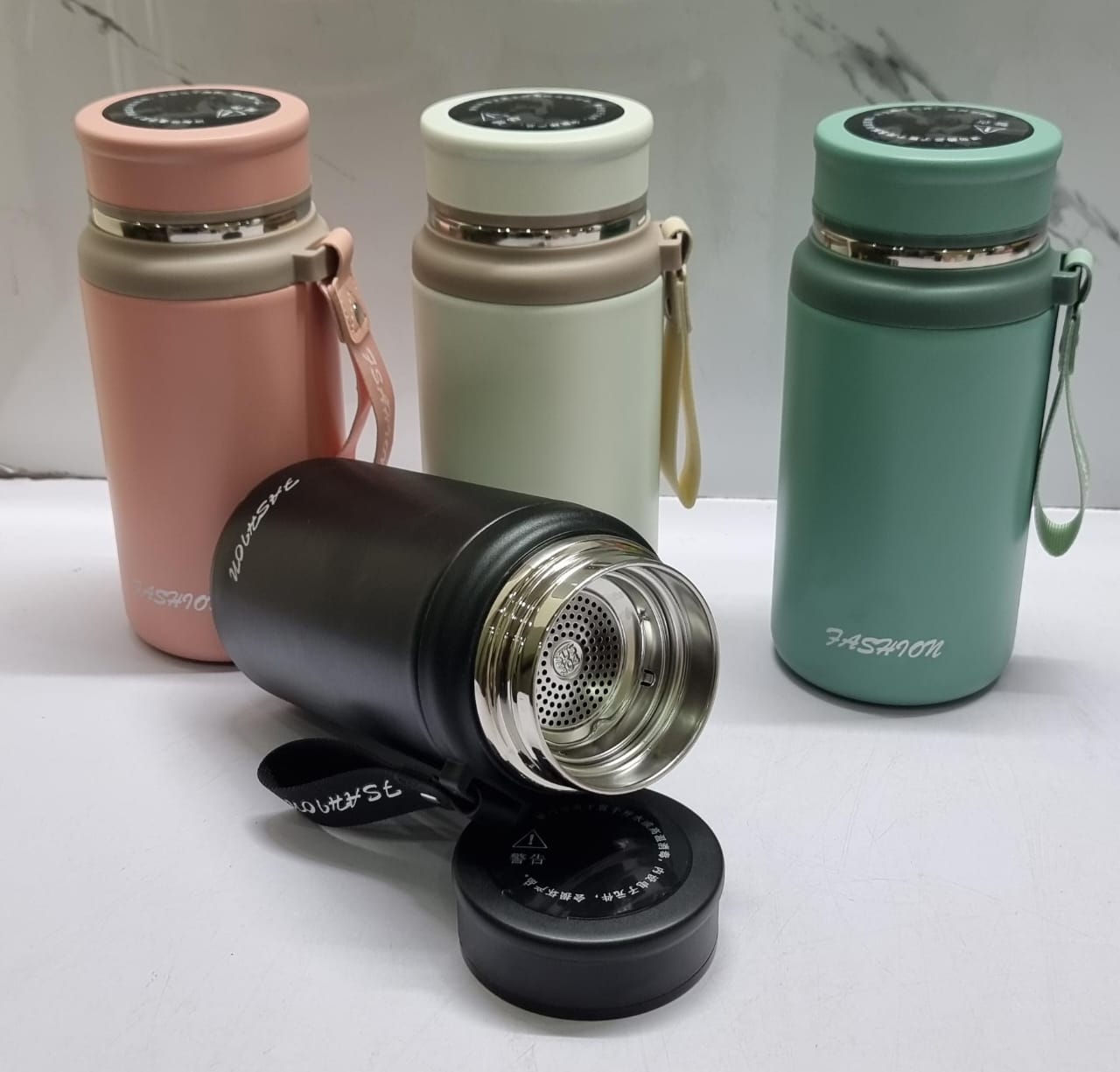 Thermometer lid thermocup or food flask