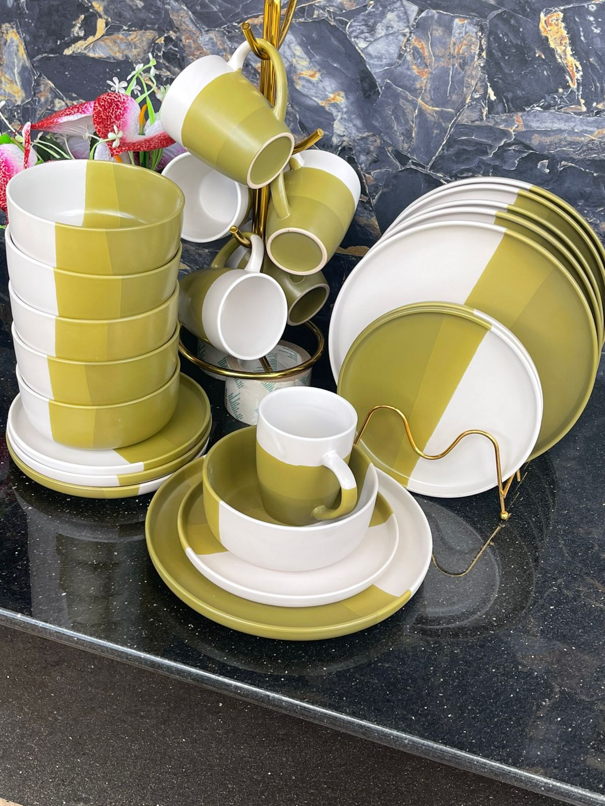 24Pc Avocado Dinner Set