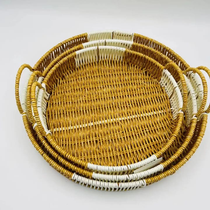 Woven round trays
