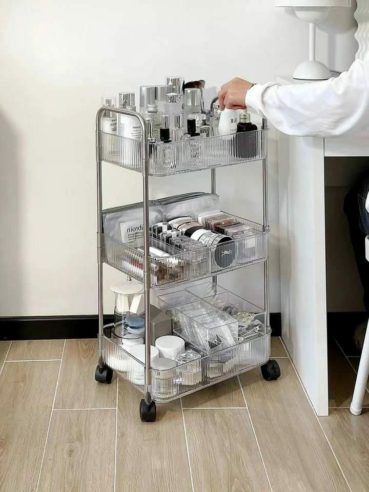 Cosmetic organizer