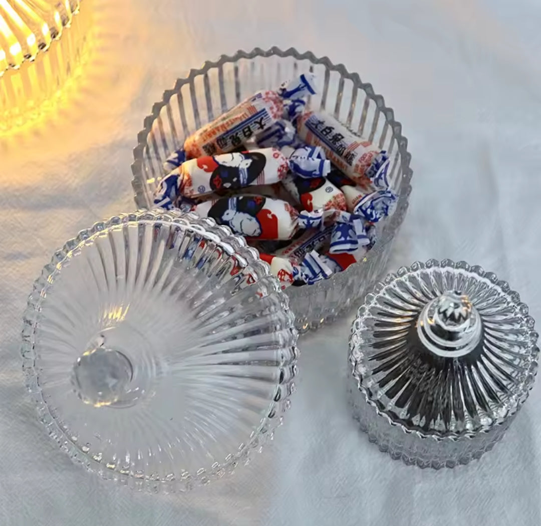 Heavy duty glass storage cans with lid