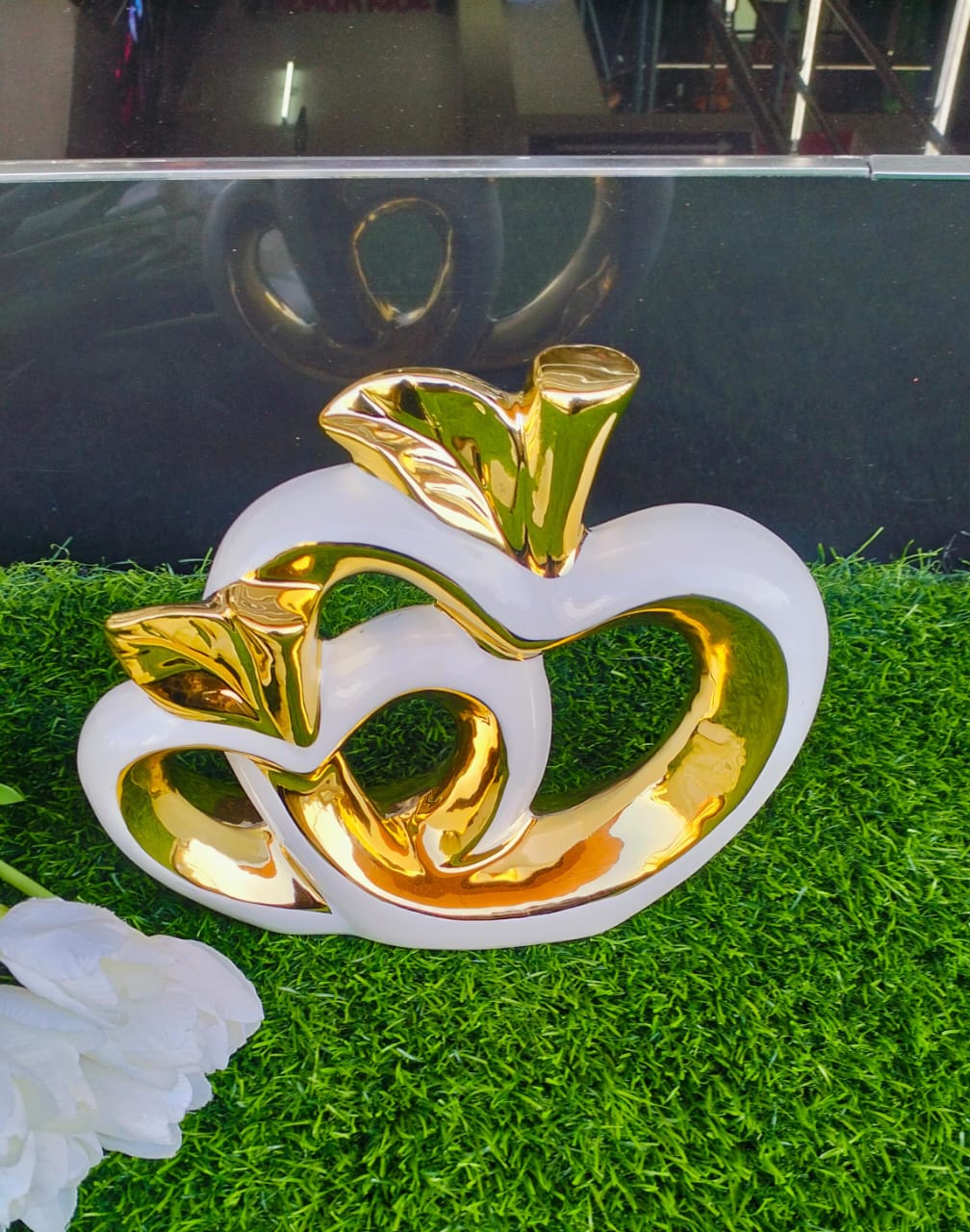 Luxurious ceramic Vases