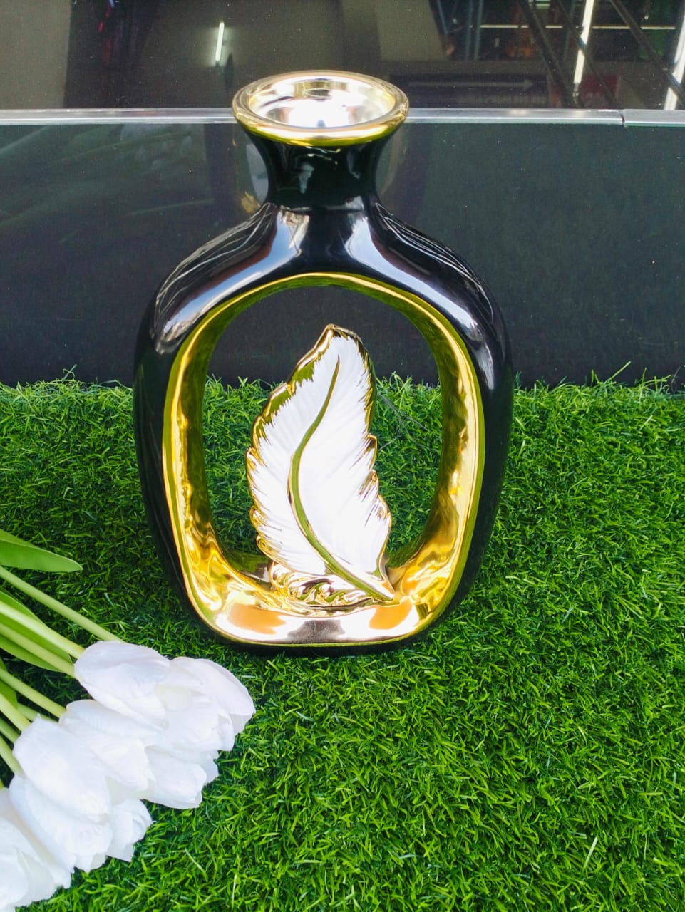 Luxurious ceramic Vases