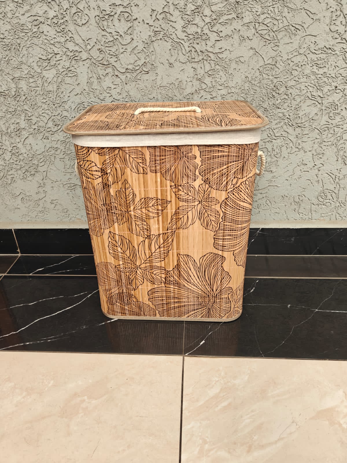 Foldable bamboo laundry basket