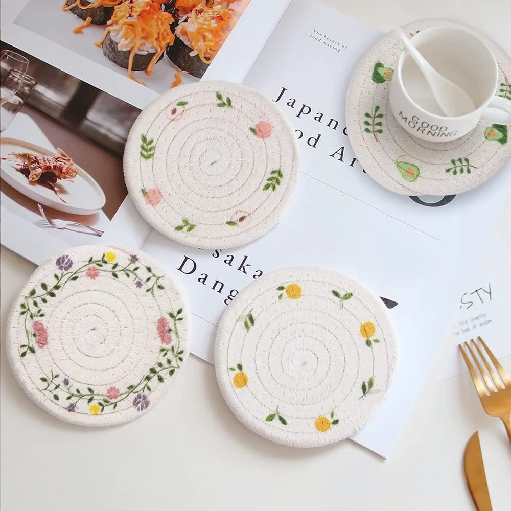 Wooven place mats