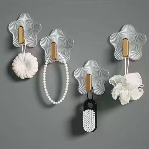 Punch free wall hanging hooks