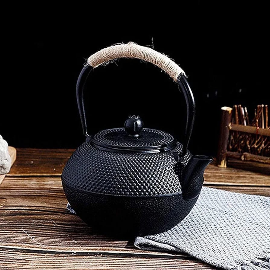 Japanese style cast iron teapot with infuser