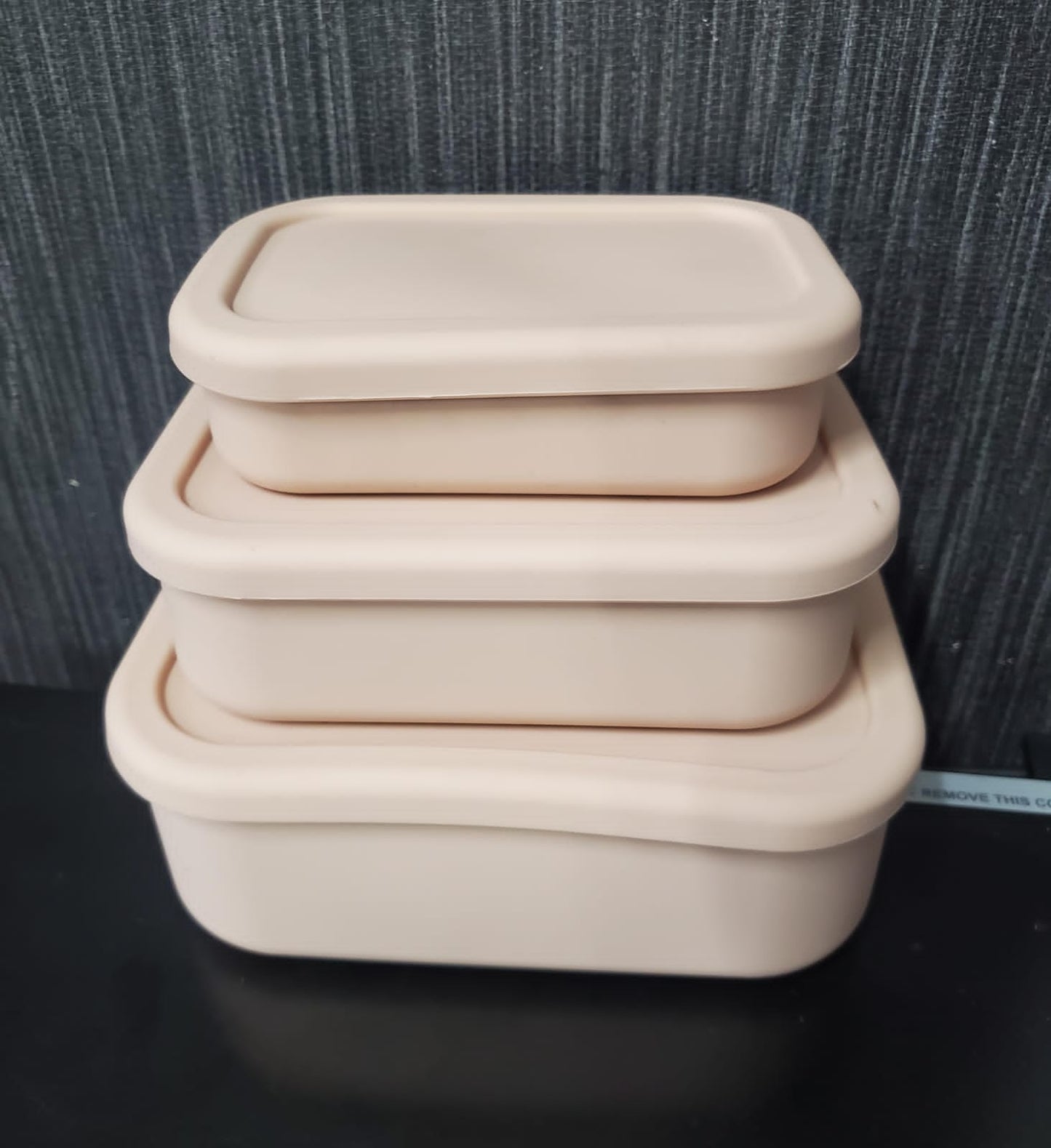 Leak proof silicone lunch box