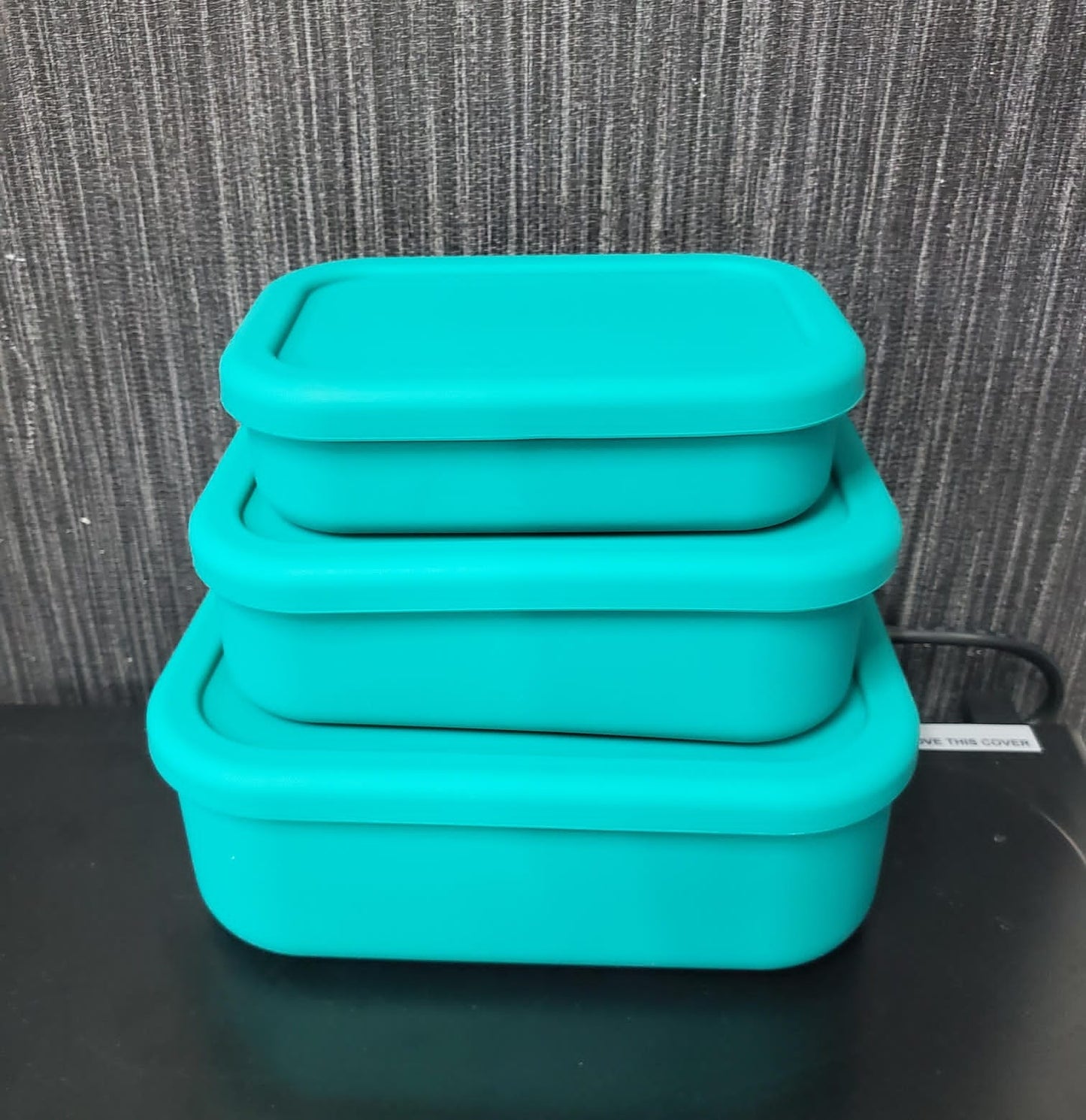 Leak proof silicone lunch box