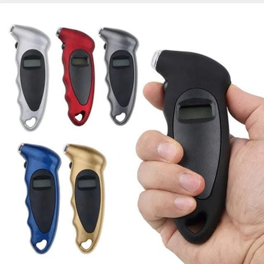 Digital tire pressure gauge