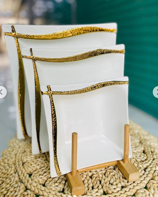 18pc Gold Line Dinner Plate