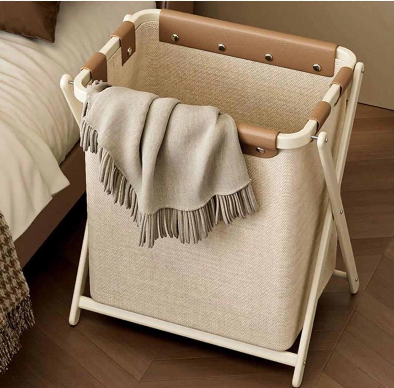 Large capacity laundry/ storage basket