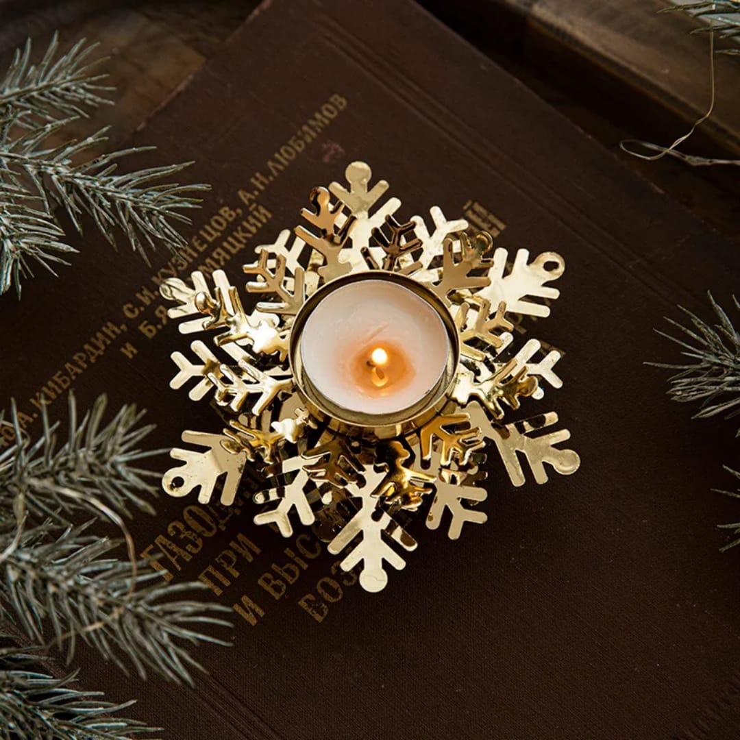 *Decorations for Christmas Versatile Holiday Candle Holder Decorations Snowflake Decorations and Dining Table Arrangements