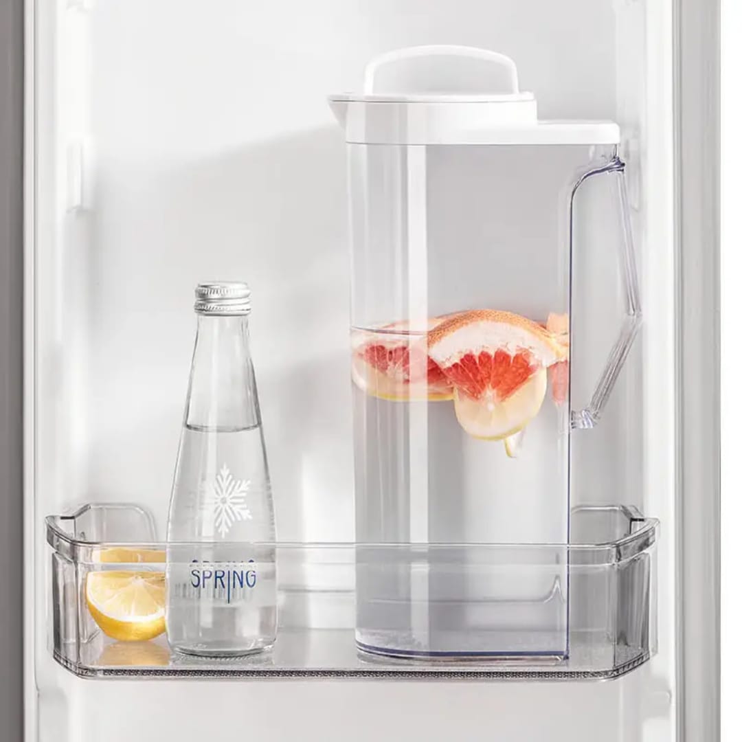 Airtight acrylic  jug