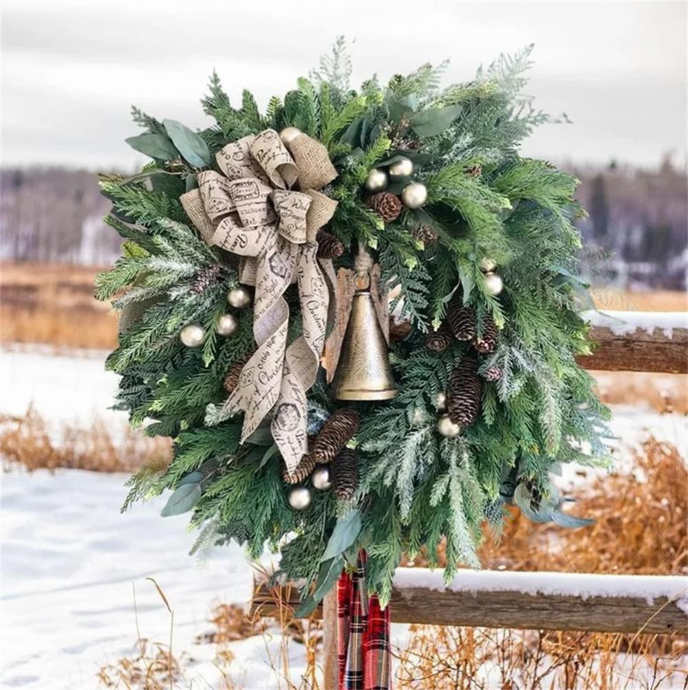Christmas Wreath with Christmas Pine Cone Pine Needle Merry Christmas Garlands Decorations Ornaments