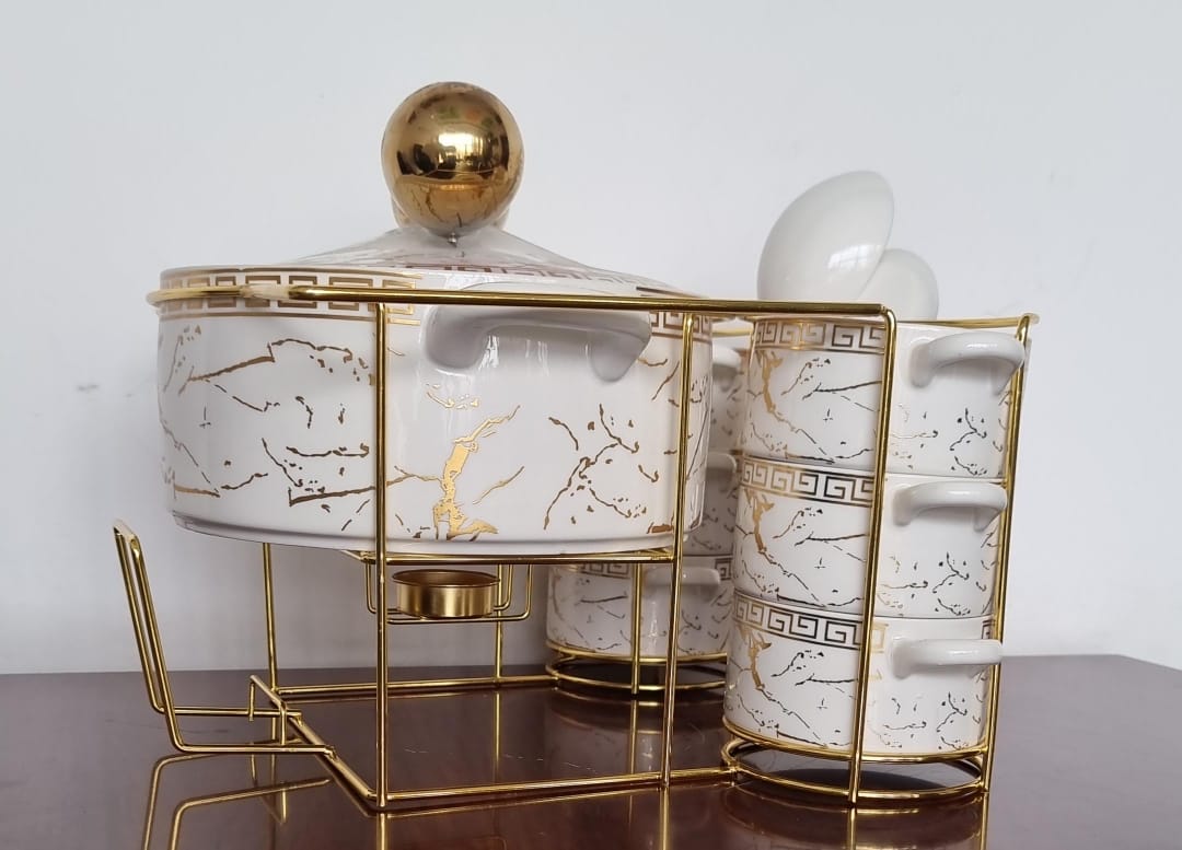 Ceramic marble-like soup bowls 1 soup touren on bamboo base + burner