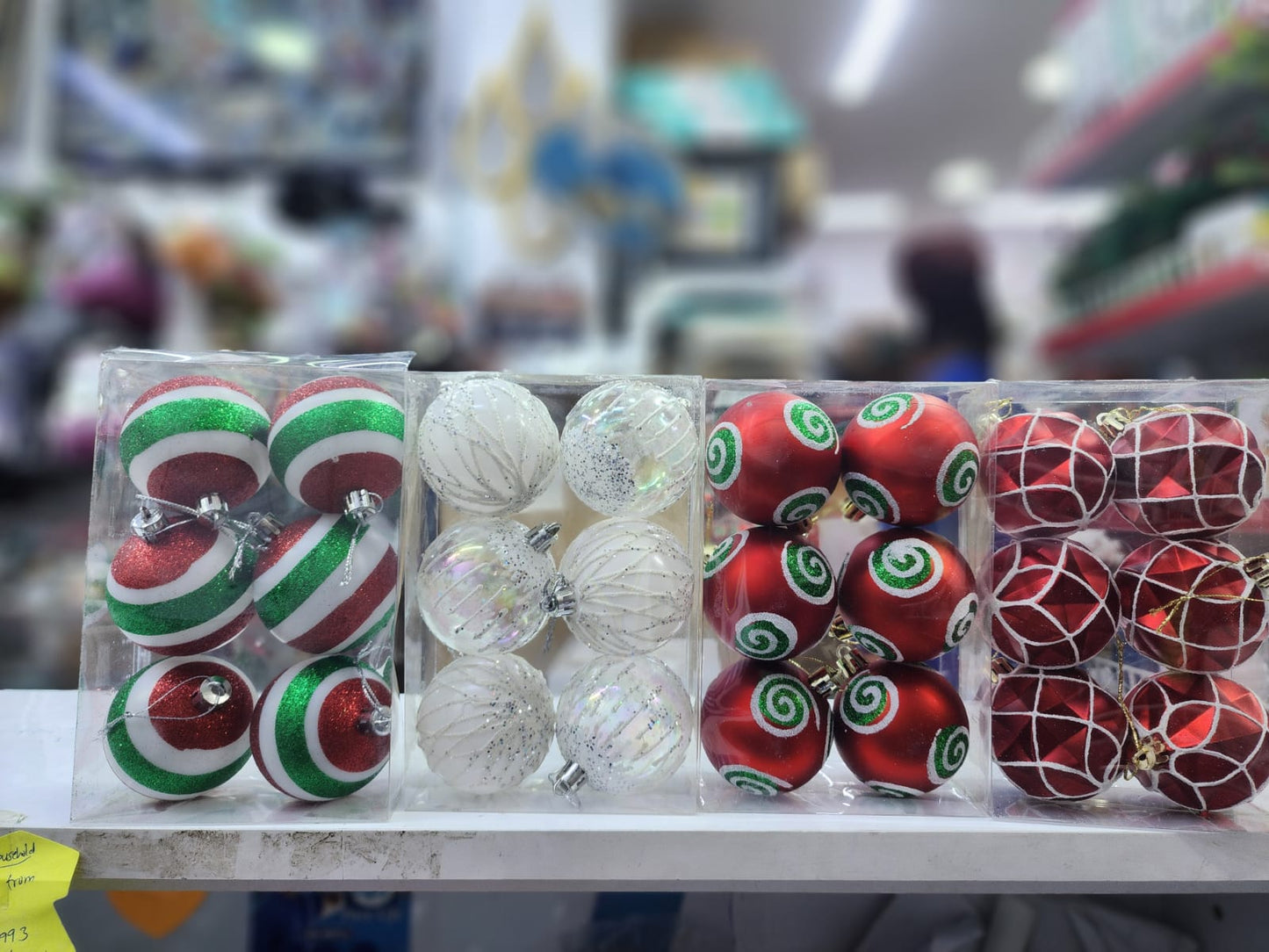 Coloured Christmas balls