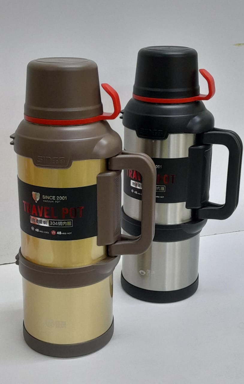 Portable double wall travel flask