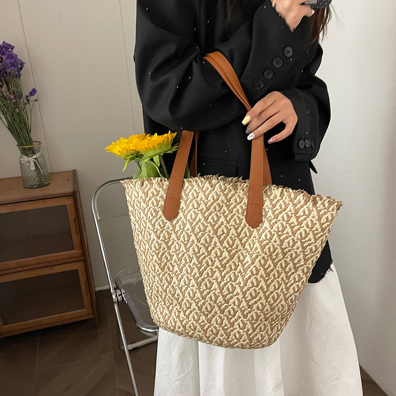 Women braided basket shoulder bag