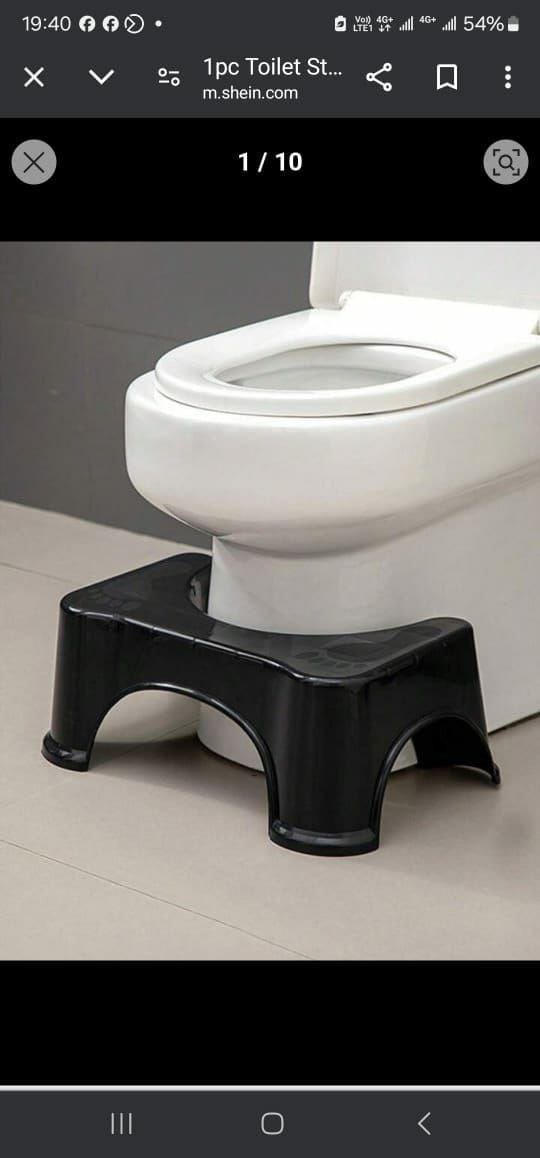 Squatty footrest stool