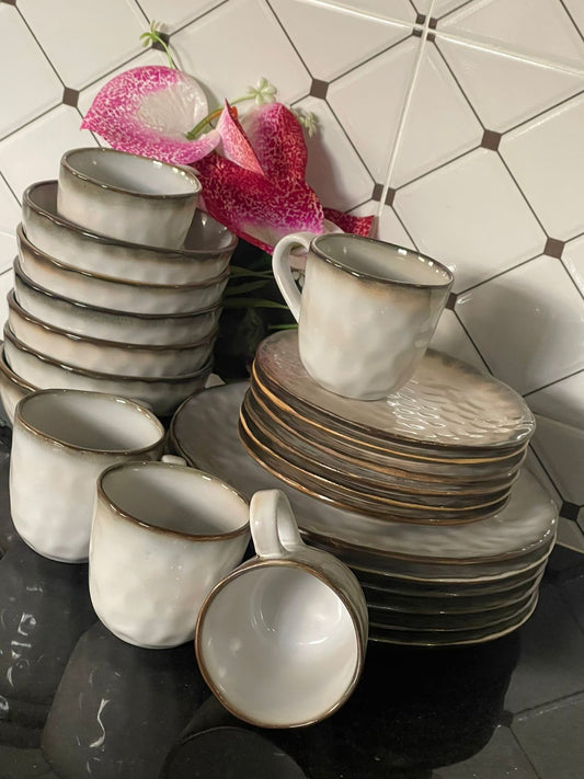 24Pc Ceramic dinner set