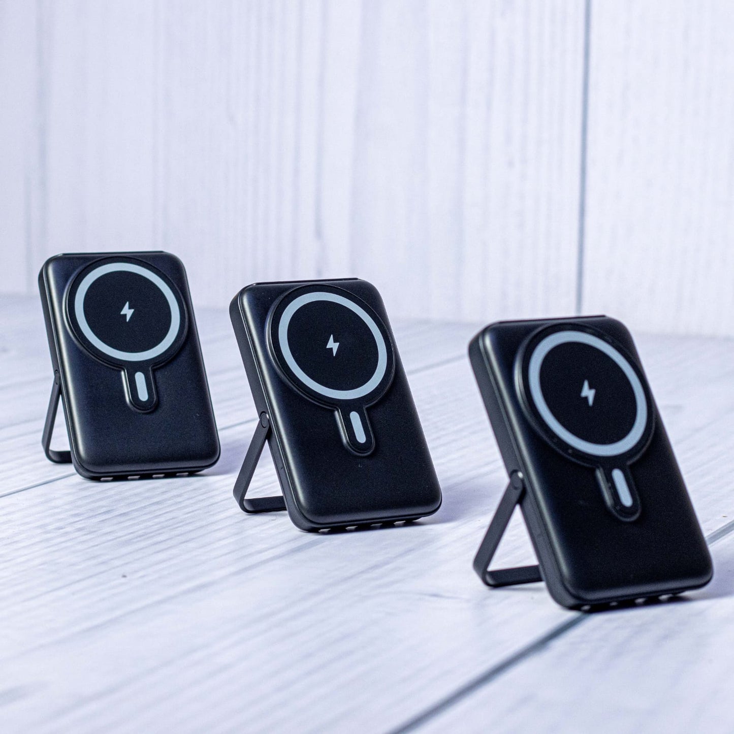 Wireless Power bank With Stand