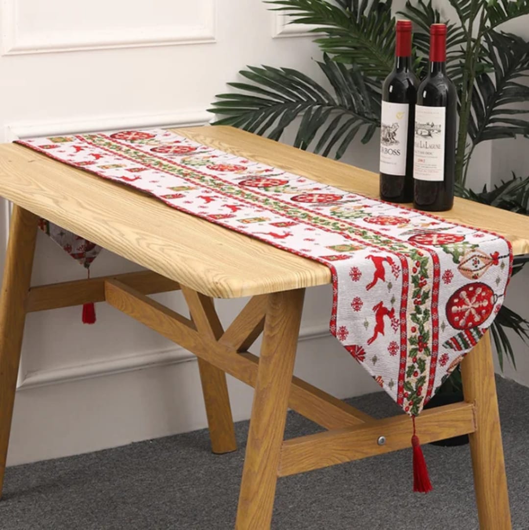 Christmas Knitted Fabric Tablecloth Runner