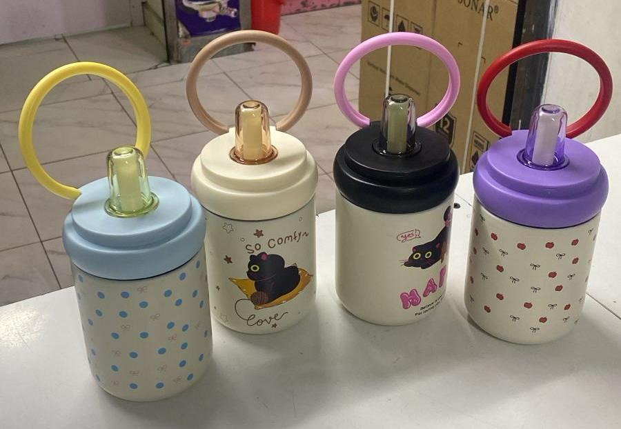 Cute LeakProof 500ml Insulated Water Cup Cartoon Black Cat with love Thermos Bottle with Handle